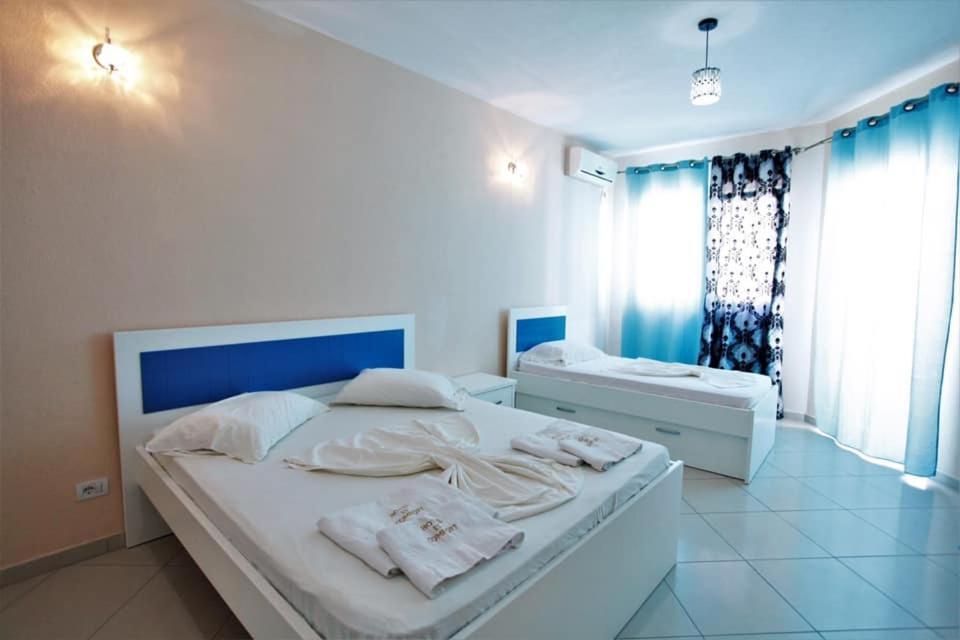 Hotel Comfort Shëngjin Esterno foto